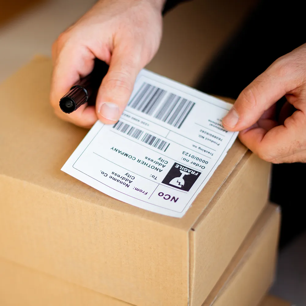 Top Thermal Paper logistics label pplication.webp